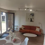 Апартаменты Centre De Lln - Renove - Parking Gratuit Лувен Ла Нев