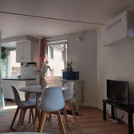 Centre De Lln - Renove - Parking Gratuit * Louvain-la-Neuve